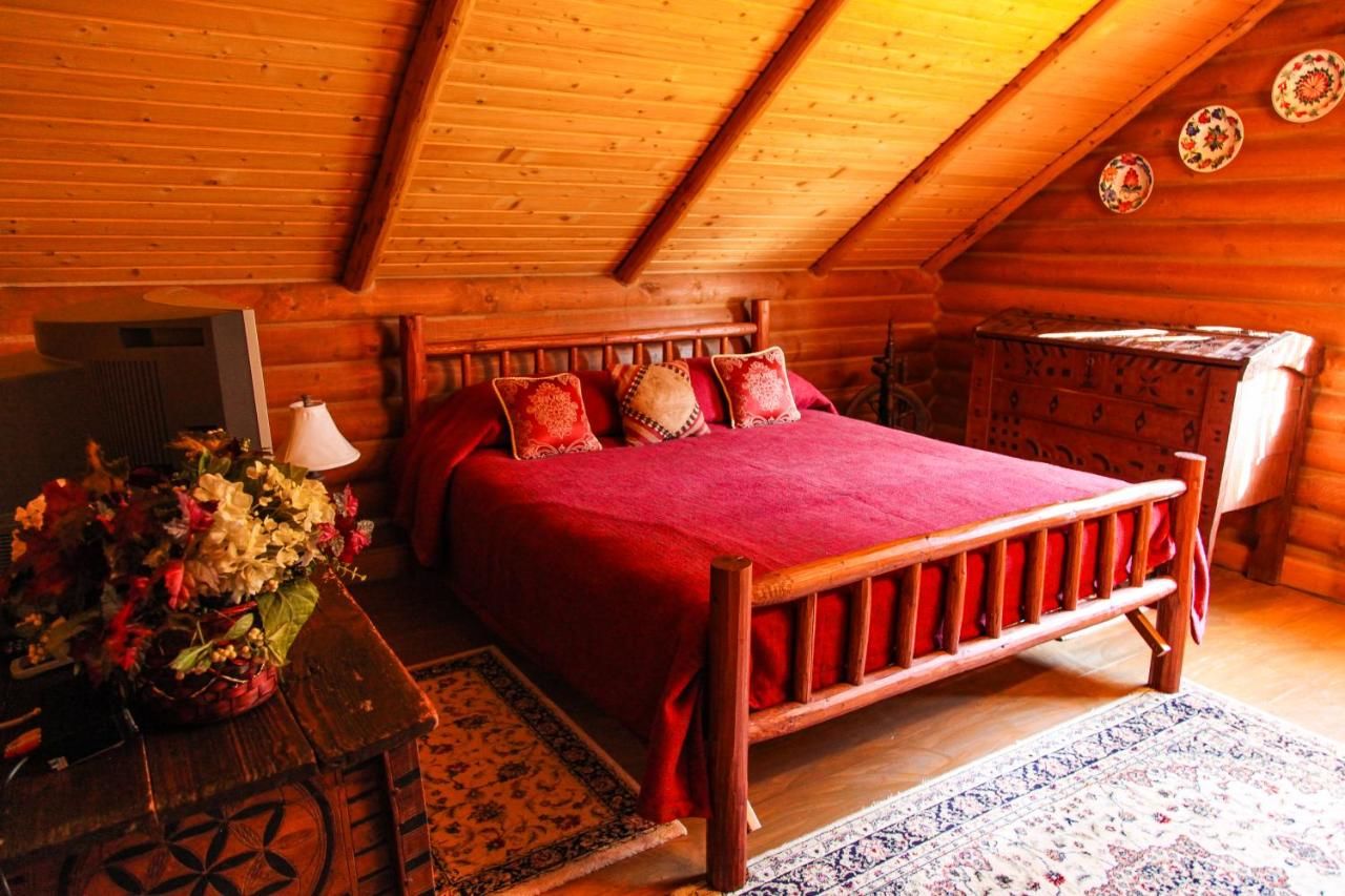 Отель Hotel Khatky Ruslany Ворохта