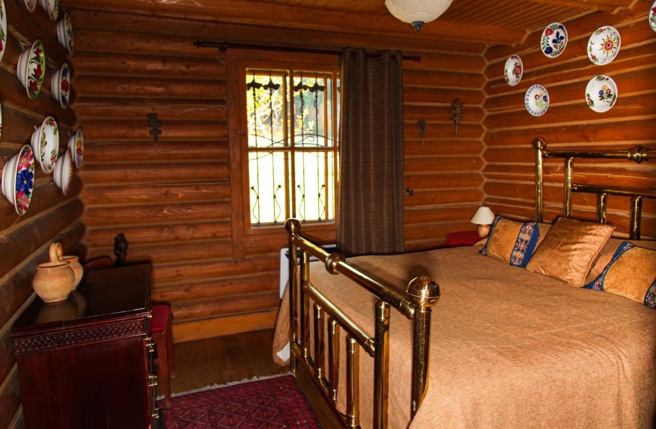 Отель Hotel Khatky Ruslany Ворохта